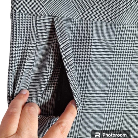 Torrid Houndstooth Mid-Rise Black and White Pants Size 10 - Picture 3 of 9